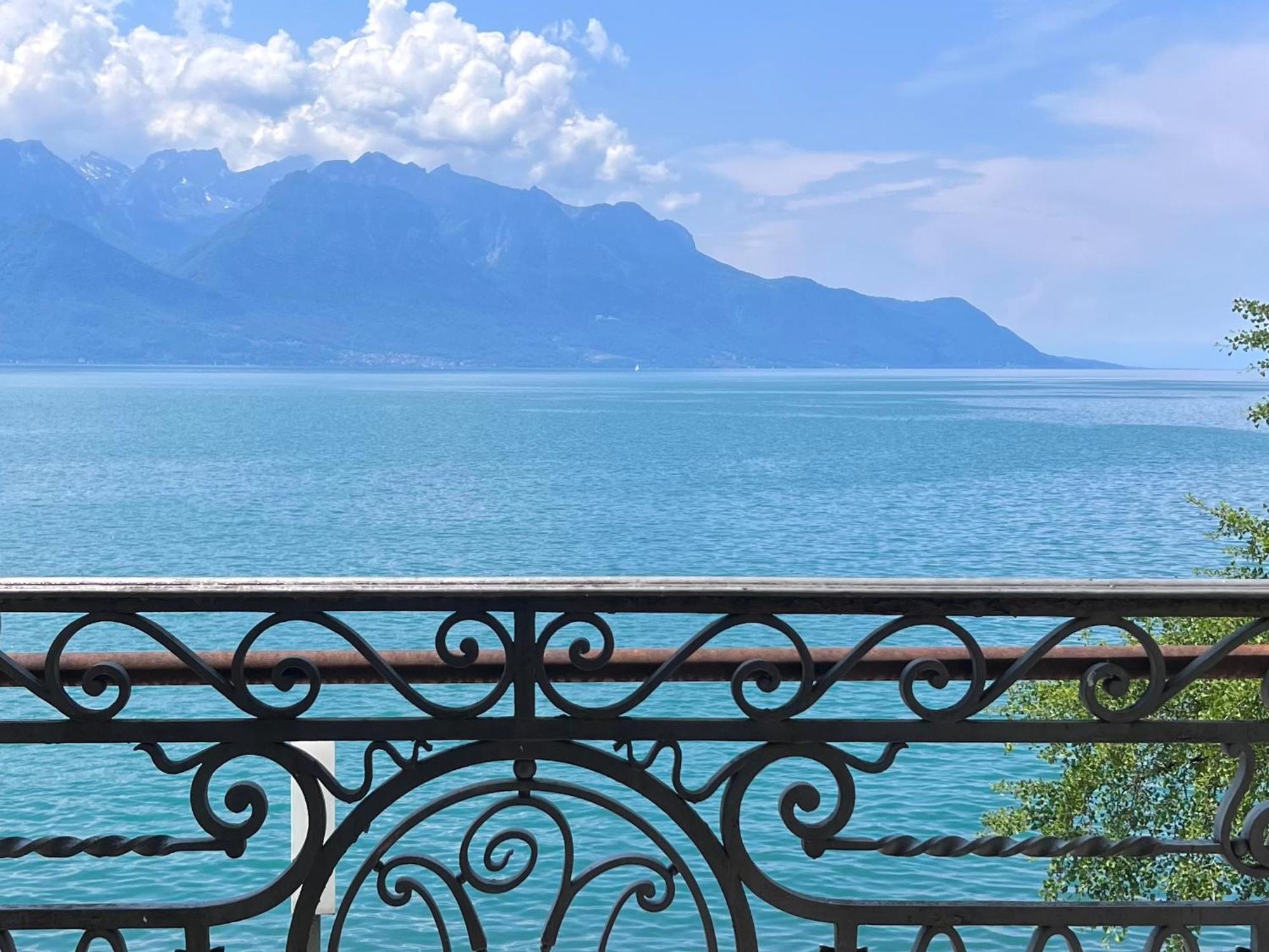 Montreux Riviera Suite Waterfront 3 Bedrooms Private Parking エクステリア 写真